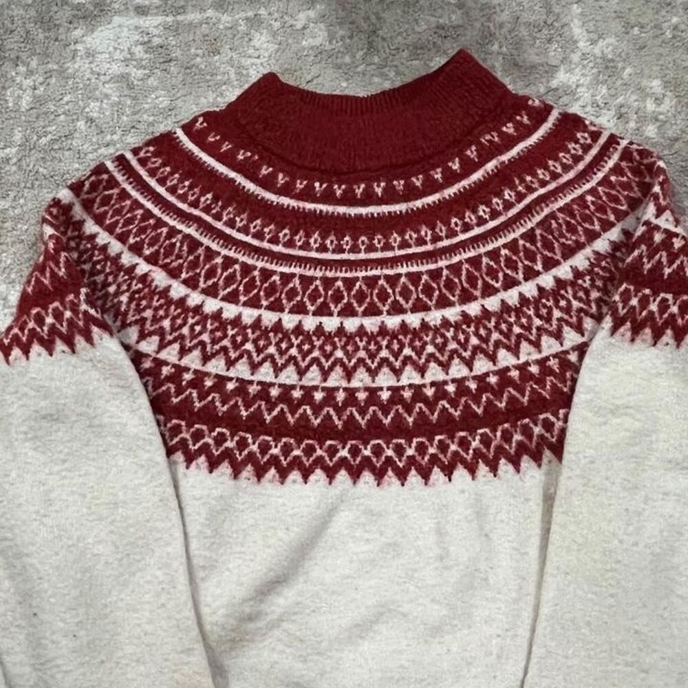 H-m Women's White and Red Jumper